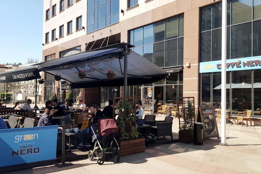 Rondo Onz Metro, Krochmalna 32A Street Warsaw Exterior photo